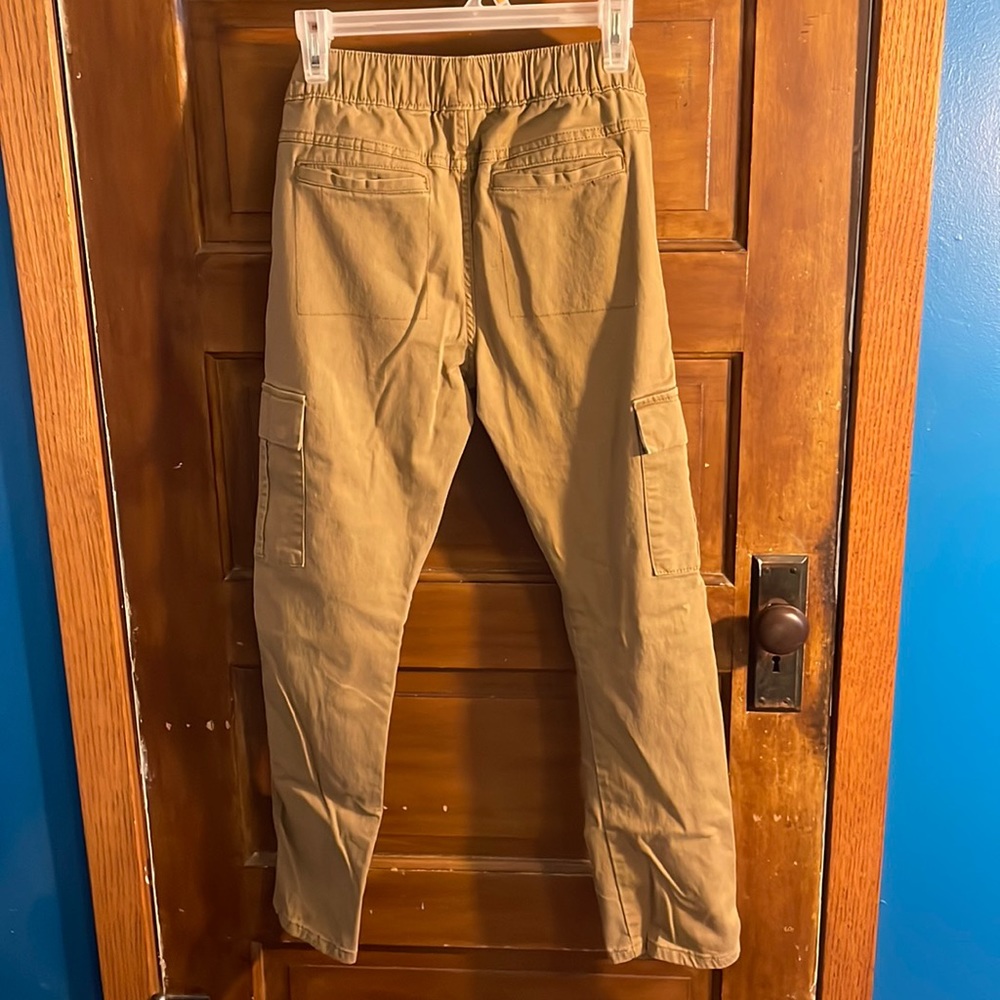 Cat & Jack boy’s khaki pants. Size 14, barely worn.